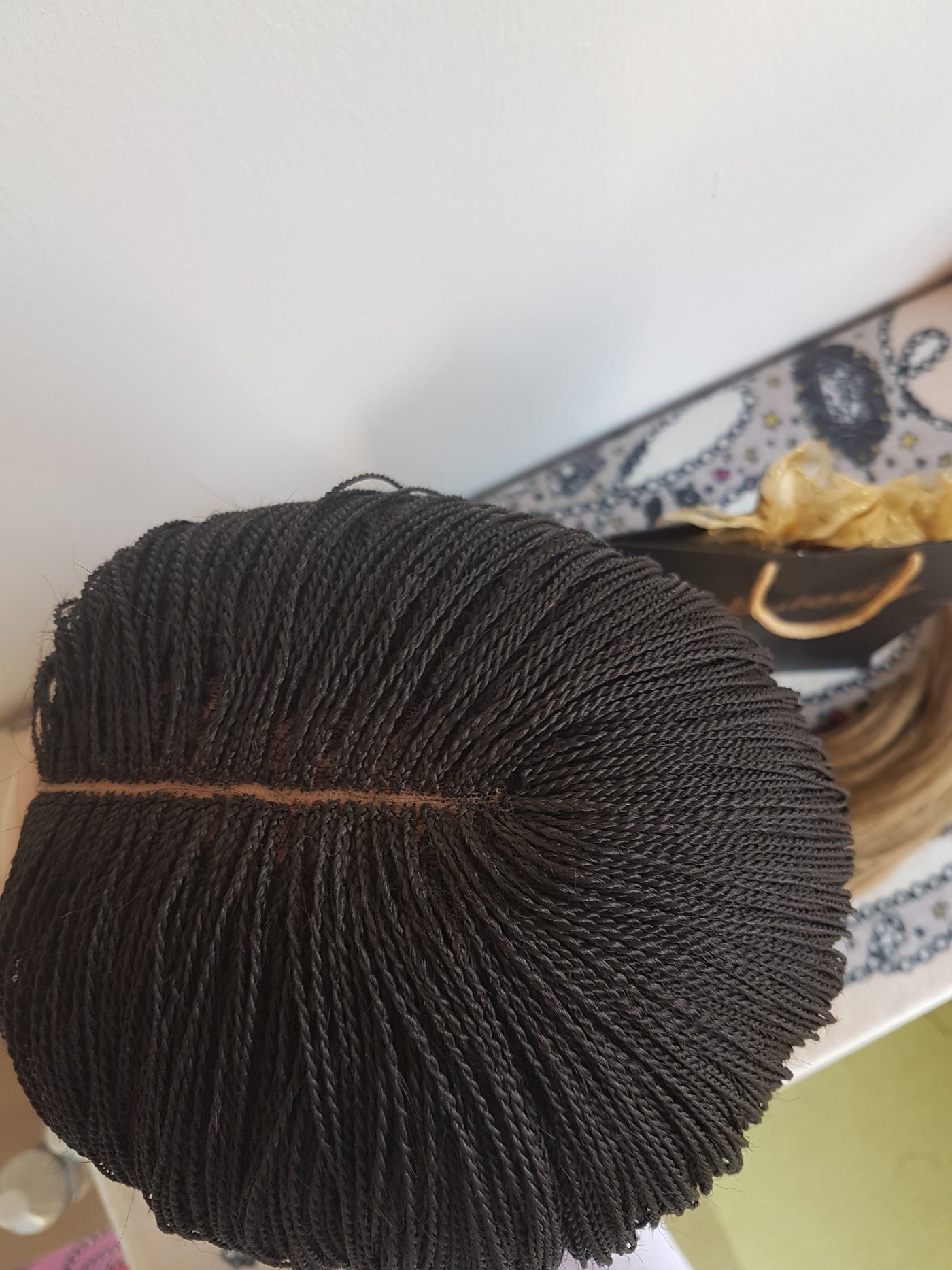 Million braids (Ombre black and gold)