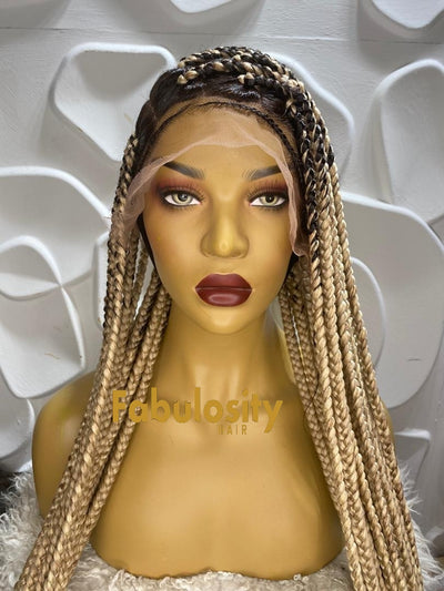 Knotless box braided wig (Davina 22 Ash blonde)